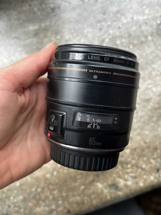Об'єктив Canon EF 85mm f/1.8 USM (читати опис)