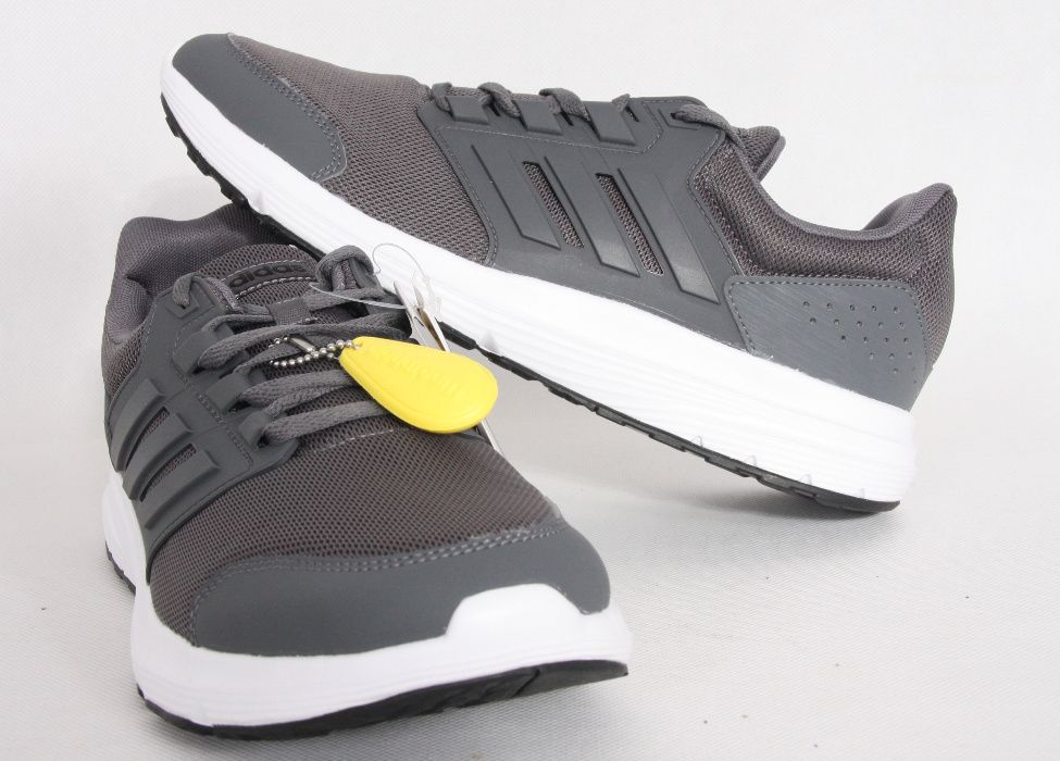 Buty ADIDAS Galaxy 4. Nowe   45  1/3