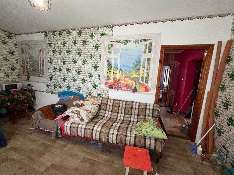 Продам 2- х поверховий будинок  з шикарним видом