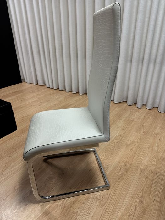 Mobilia de sala em madeira completo