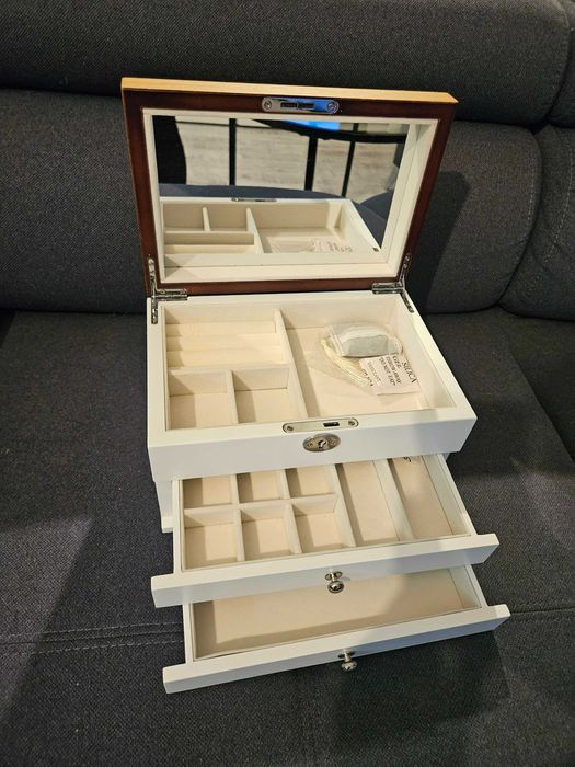 Duża szkatułka pojemny kuferek organizer na biżuterię biały