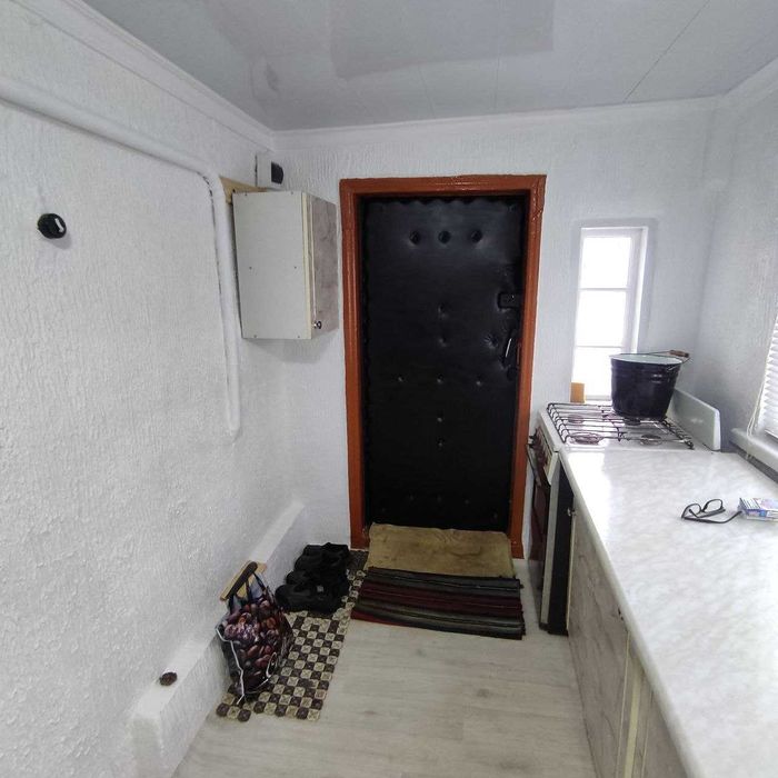 Продаю дім, зроблений ремонт, присутні всі зручності.