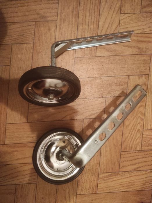 Дополнительные страховочные колёса на велосипед