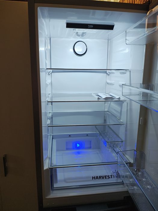Lodówka Beko (nowa)