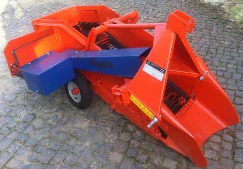 Maquina tirar batatas de duas linhas , arrancador