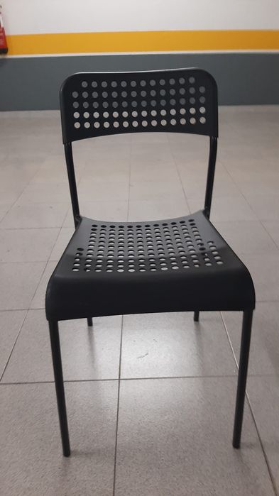 Cadeira Ikea como nova