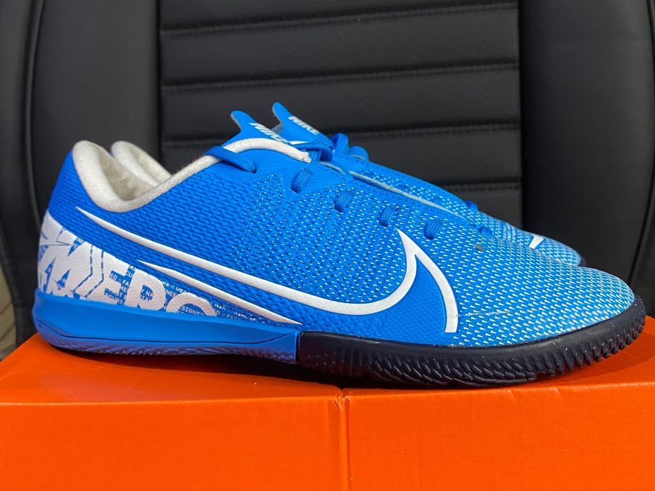 Nike Mercurial 38,5 (24cm) buty piłkarskie halówki