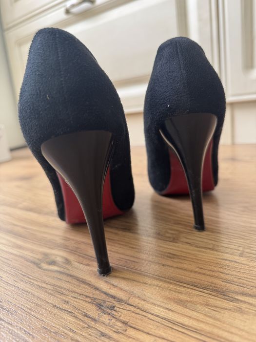 Туфлі жіночі на каблуку 38 р.