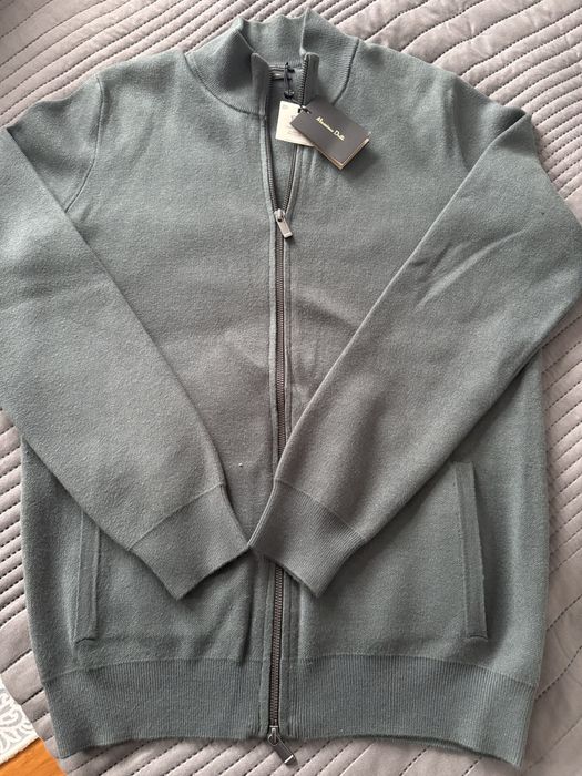 Кофта Massimo dutti. Новая. Размер L.