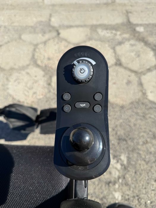 Elektryczny wózek inwalidzki Turios Vermeiren