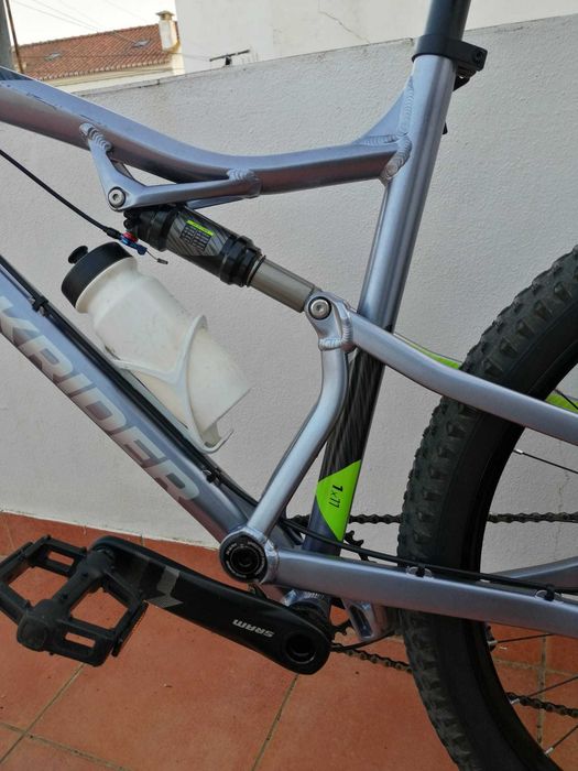 Bicicleta ST900S como nova