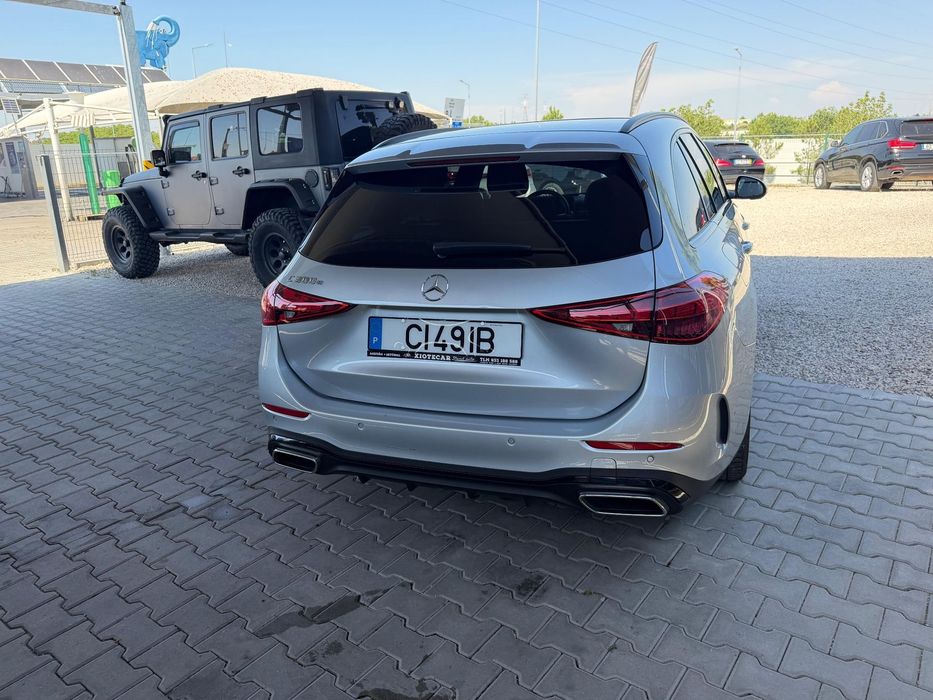 Mercedes-Benz C 300 e AMG Line
