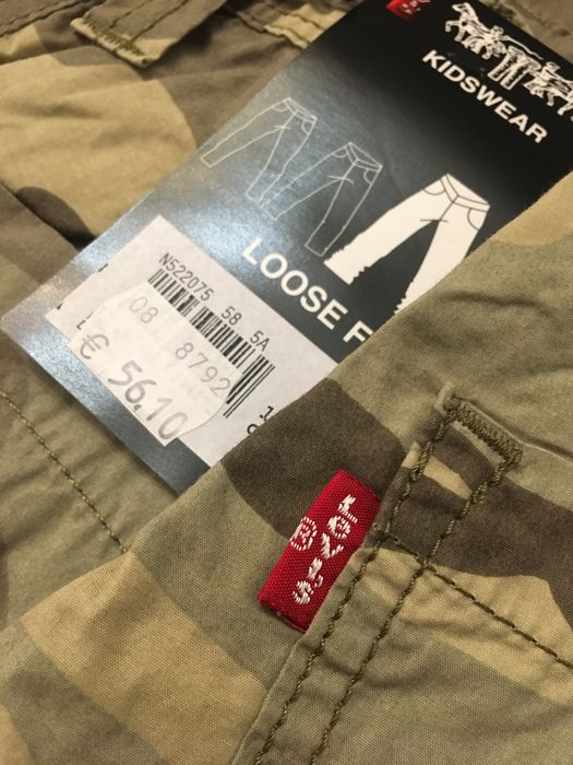 [NOVAS] Levi’s calças e calçoes camuflado Levis criança