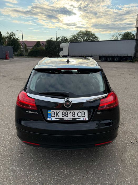 Продам Opel Insignia 2013 року