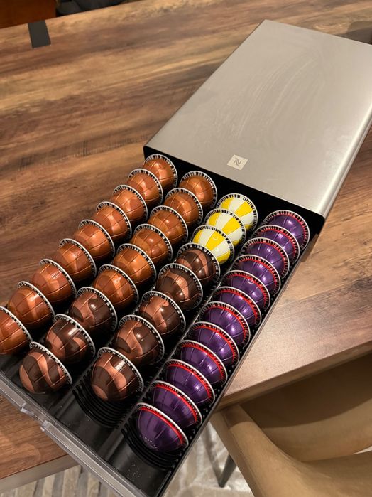 Máquina de café Nespresso Vertuo Next