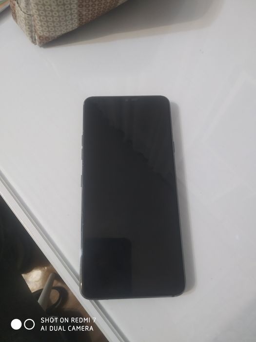 lg l7 thinq смартфон