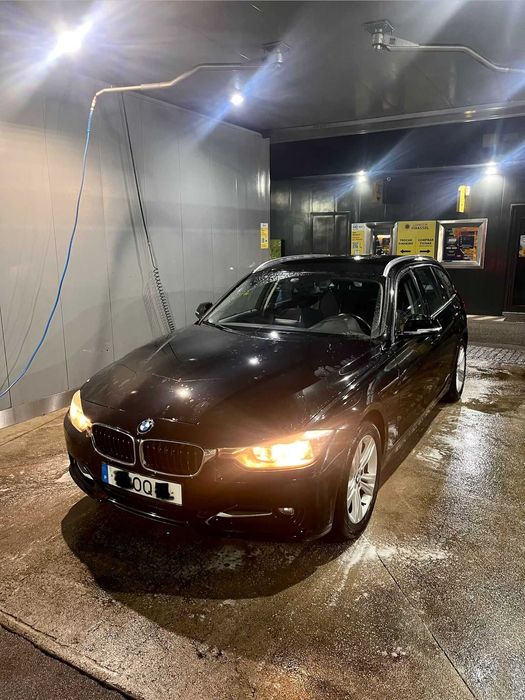BMW 318d Sport Line - caixa automática