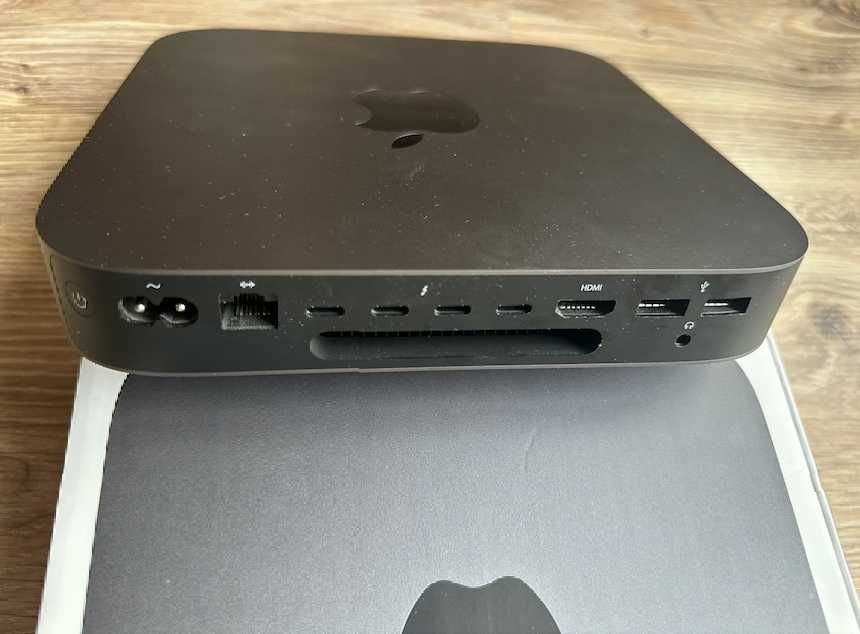 Apple Mac Mini A1993, i7, 16 GB RAM, 256 GB SSD