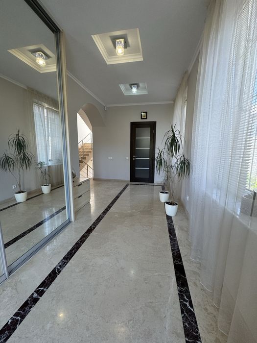 Дом в районе 12 ст.Б.фонтана / Костанди