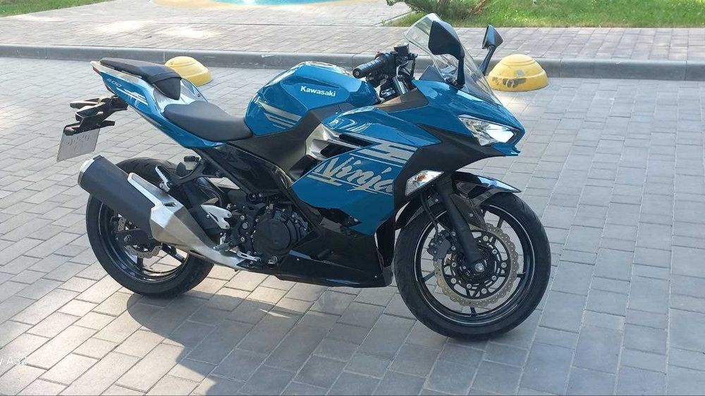 Kawasaki Ninja 400