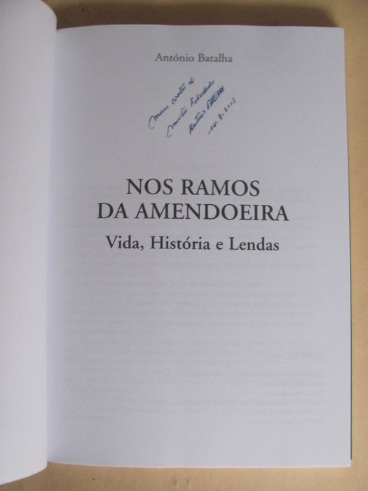 Nos Ramos da Amendoeira de António Batalha
