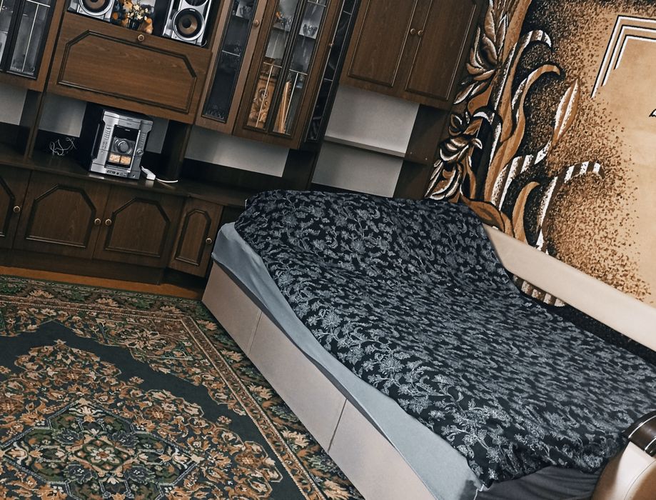 Посуточно квартира 2 кім.  здається