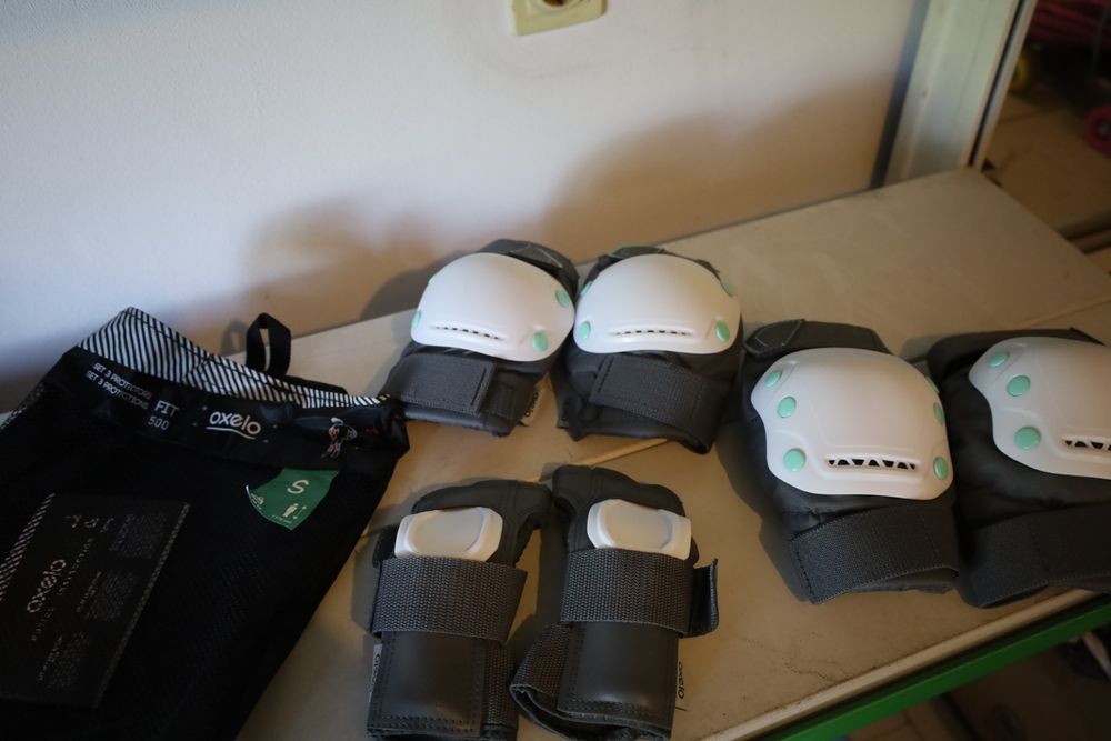 Set de 3 proteções OXELO tamanho S seminovo