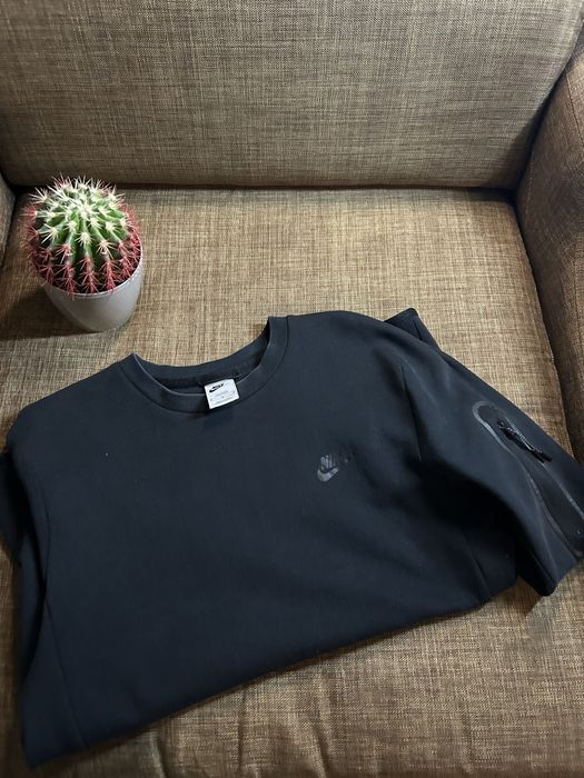 світшоь nike tech fleece