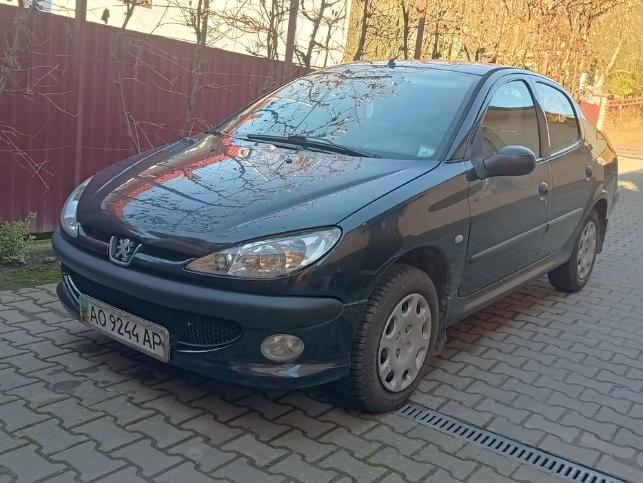 Peugeot 206 Sedan