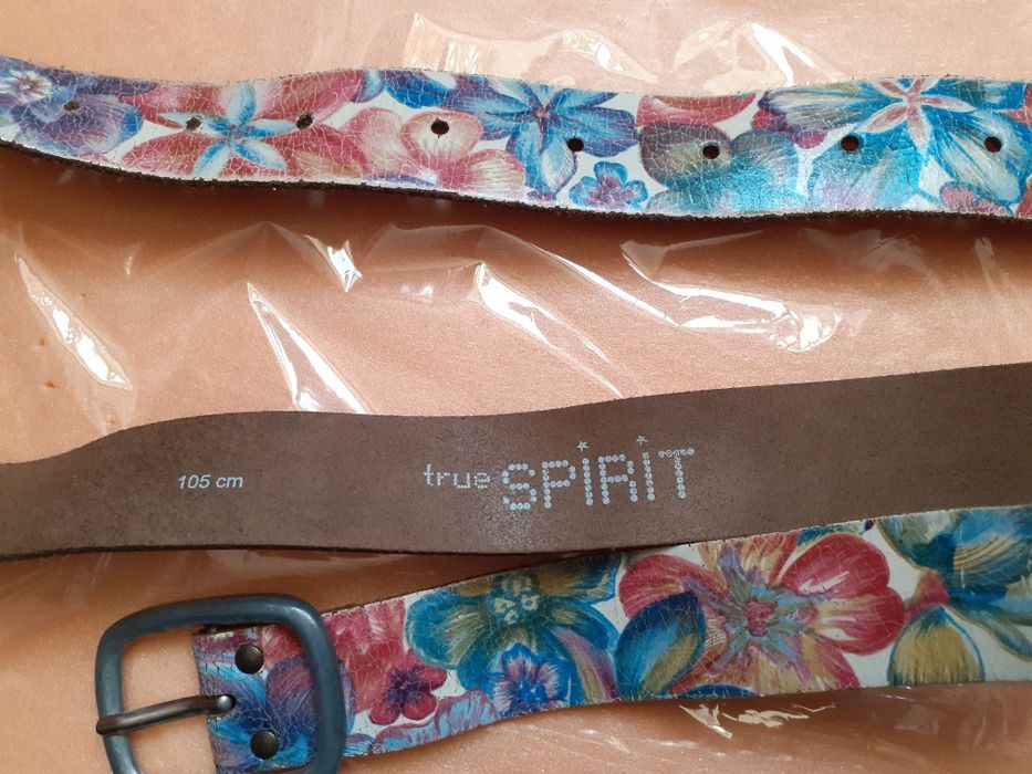 Ремень . Ремінь.