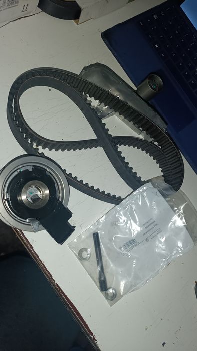 Комплект грм,audi 2.0 alt . 530054610 ina