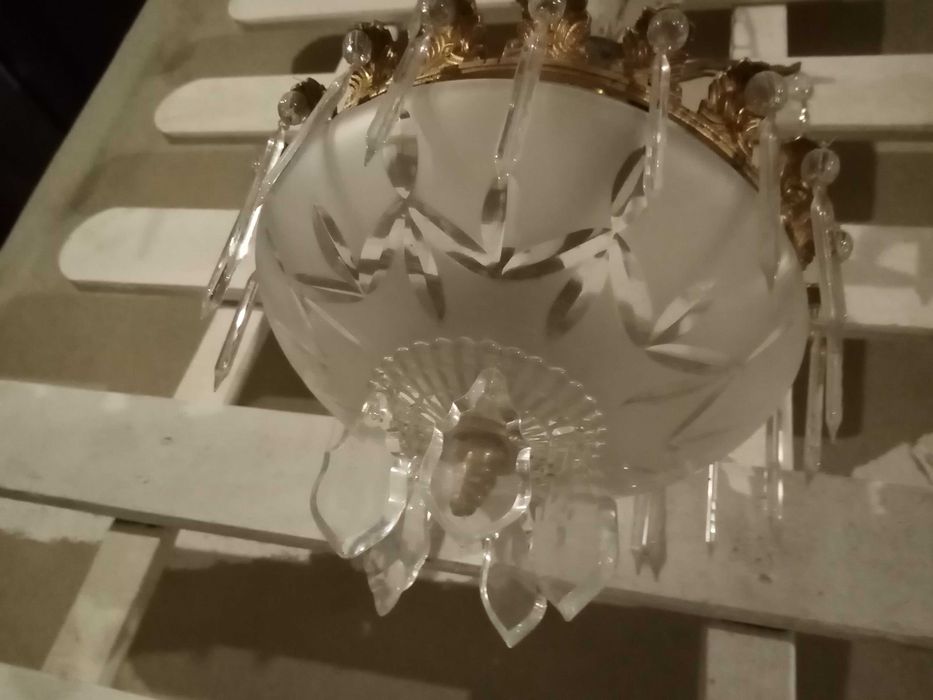 Candeeiro antigo teto