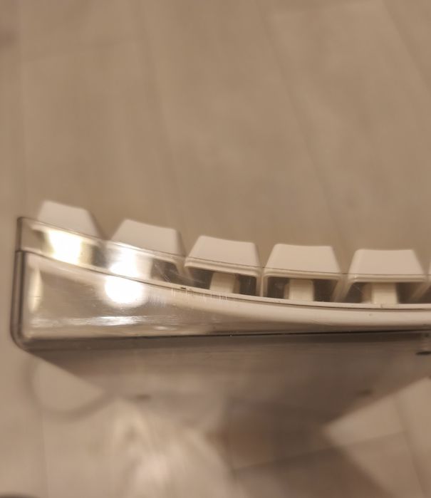 Apple biała przewodowa klawiatura USB i mysz