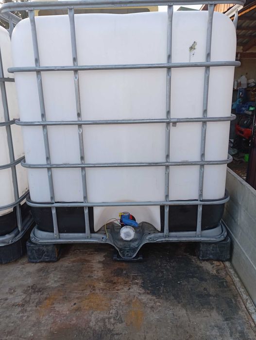 Mauzer  Beczka 1000 l litrów woda rsm paliwo