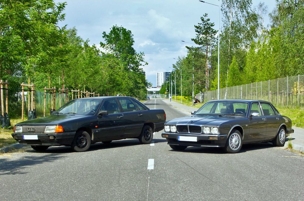 Audi 100