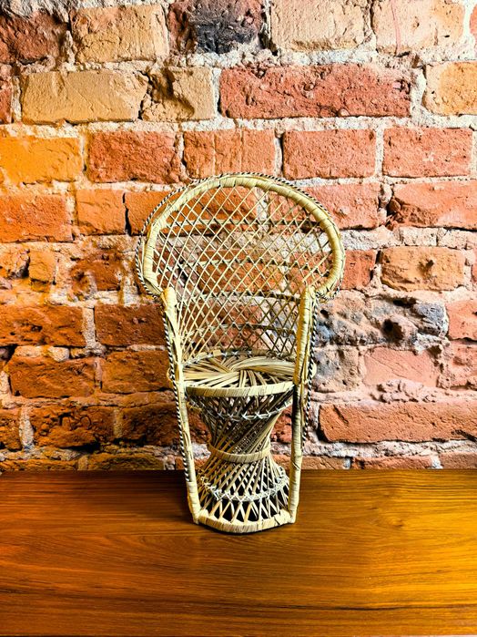 Fotel peacock- kwietnik miniatura vintage