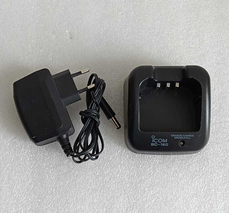 Зарядное устройство для рации Icom BC-160. Для аккумов BP-232N.
