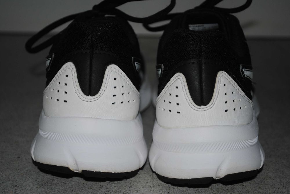 Buty treningowe do biegania Asics Jolt 3 roz 40