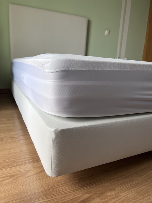 Cama (sommier cabeceira)