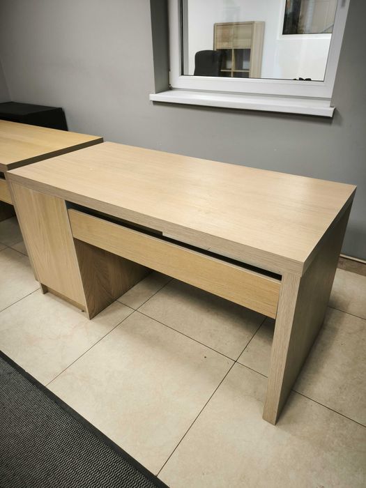 Biurko MALM o wymiarach 140x65