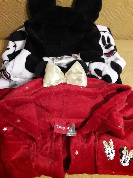 Szlafroki z Myszką Miki, myszką Minnie i kaczką Daisy r. 110 - 116