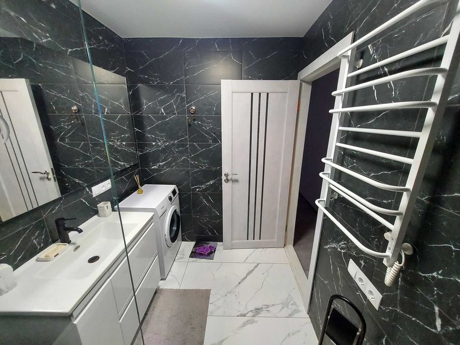 Продам 3х комнатную квартиру. Салтовка метро Студенческая.