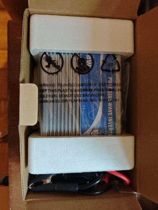 Инвертор Giandel 600W, чистый синус