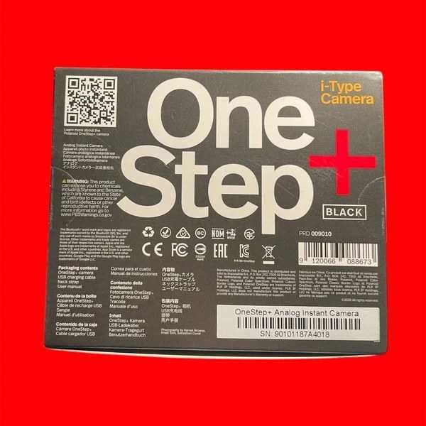 Máquina Fotográfica Instantânea POLAROID OneStep+