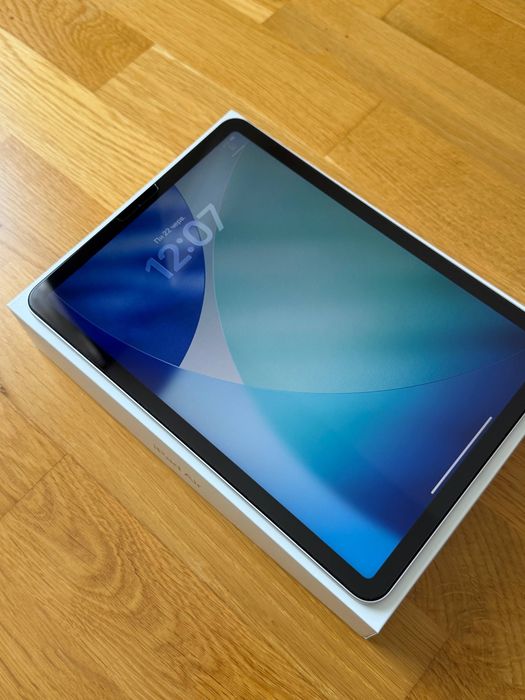 iPad Air 4 , silver 64gb