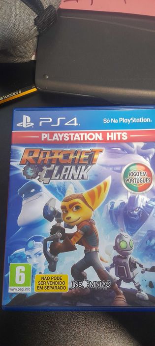 Racket & Clark – PS4 Físico (Edição Portuguesa)