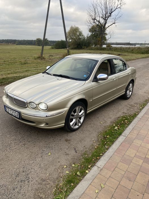Jaguar X-Type