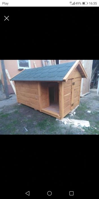 Buda dla psa bardzo solidna cała ocieplana . kurtyna gratis