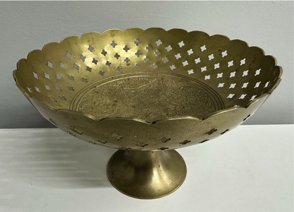 Piękna mosiężna duża patera - 25,5 cm - modiądz