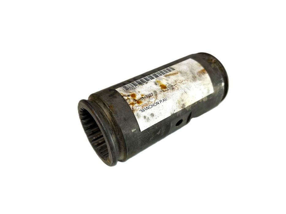Łącznik wału napędowego tuleja z frezem frezowana Massey Ferguson Claas Ares 3714416M2 3714416M2.02 Oryginał
